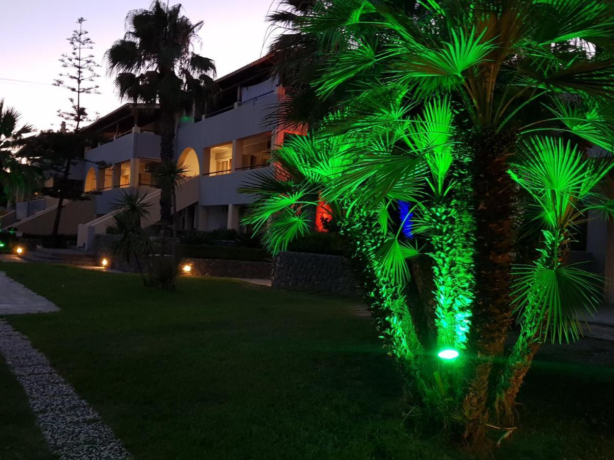 Asteraki Aparthotel 古维亚 外观 照片