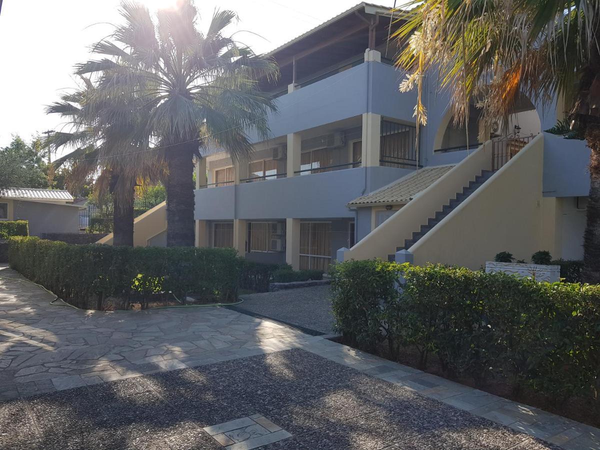 Asteraki Aparthotel 古维亚 外观 照片