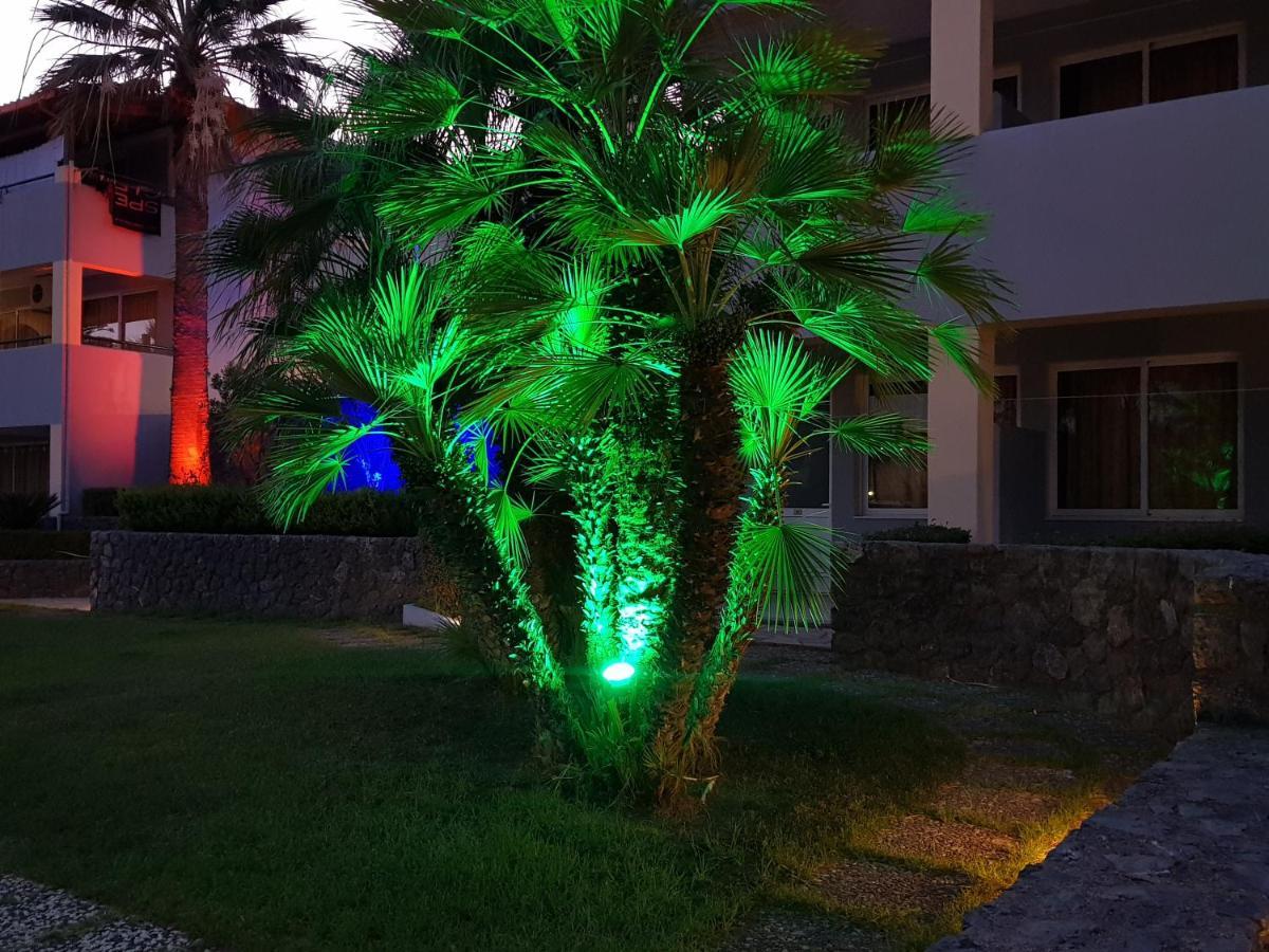 Asteraki Aparthotel 古维亚 外观 照片