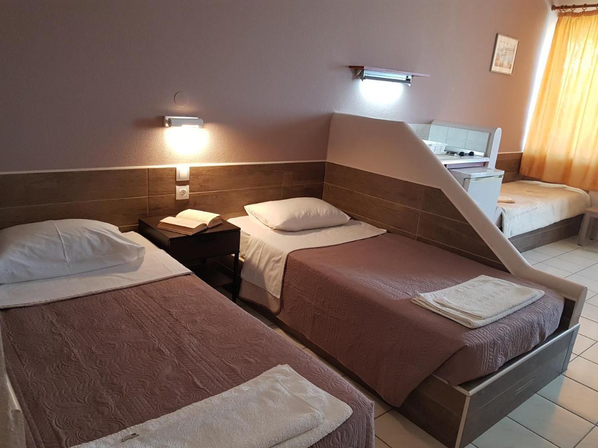 Asteraki Aparthotel 古维亚 外观 照片