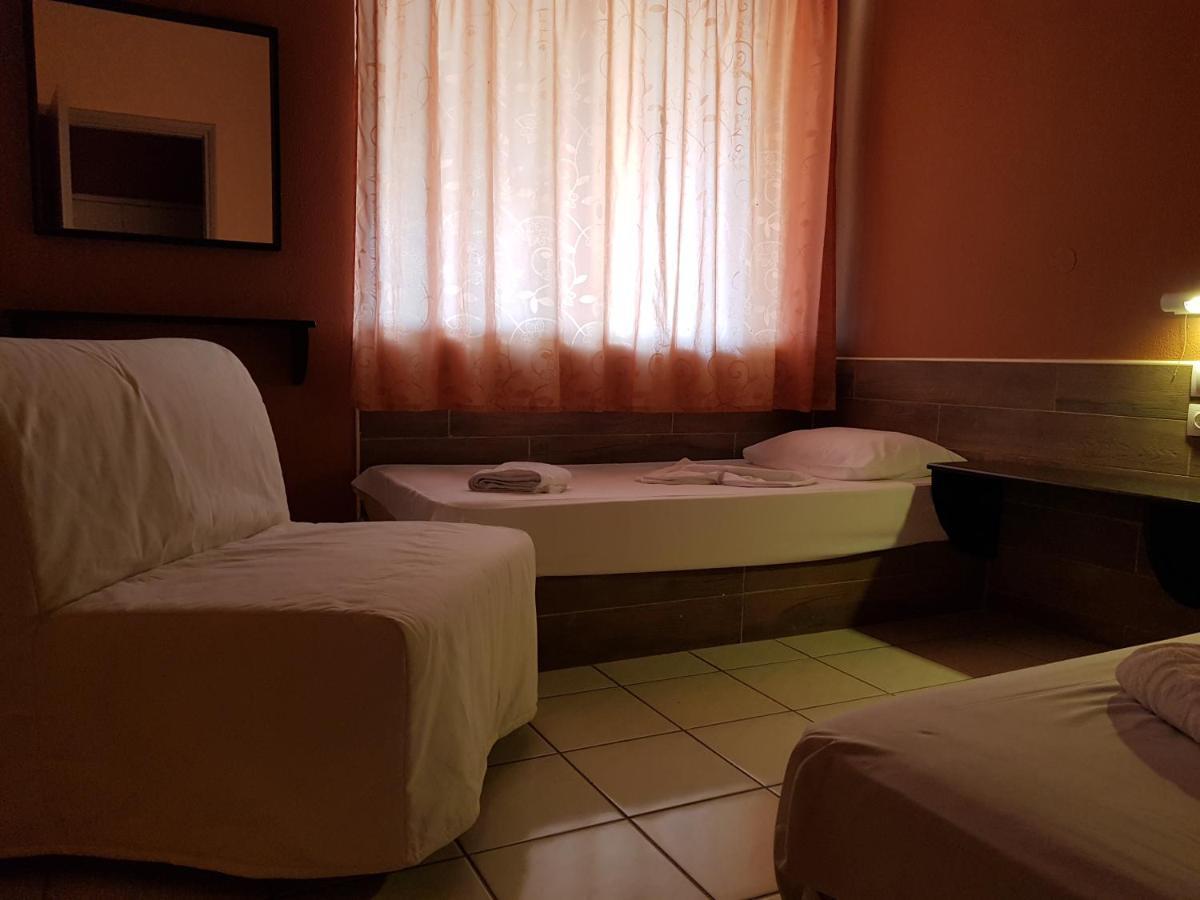 Asteraki Aparthotel 古维亚 外观 照片